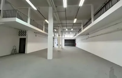 Galpão comercial de 1300m² para locação na av. jabaquara, mirandópolis - são paulo-sp: amplo, versátil e bem localizado!