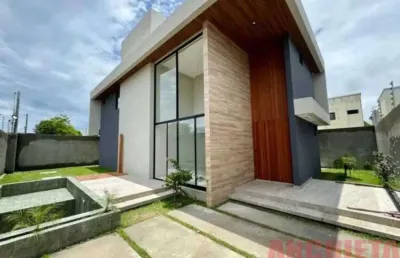 Casa de primeiro andar, 04 suítes, para venda no portal do sol