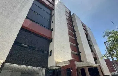 Vendo excelente apartamento na av epitacio pessoa á poucos metros do mar
