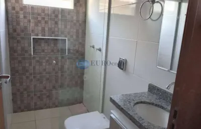 Casa com 2 quartos à venda no Centro, Dracena 