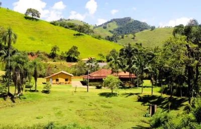 Chácara / sítio com 3 quartos à venda na Praça Professor Maximiano Lambert, 010, Zona Rural, Cambuí