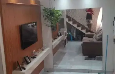 Sobrado com 2 dormitórios à venda, 154 m² por r$ 320.000,00 - vila brasileira - mogi das cruzes/sp