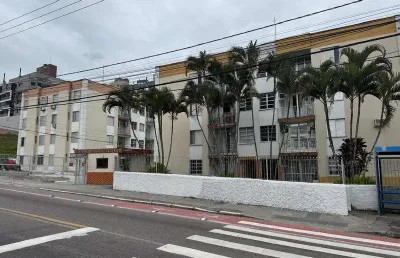 Apartamento para aluguel apartamento com 3 dormitórios e estacionamento no condomínio baia sul no abraão. florianopolis