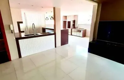 Vendo cobertura três quartos sendo uma suíte região do ouro preto/bh