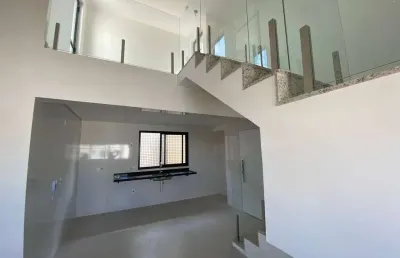 Linda cobertura de três quartos, suite e três vagas no dona clara