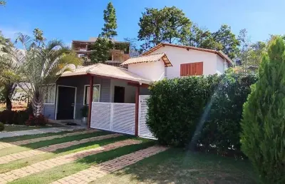Casa três quartos com suíte máster / condomínio gran royalle lagoa santa