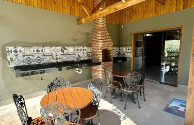 Casa com 2 quartos à venda na Praça Nossa Senhora da Conceição, 100, Tavares de Minas, Pará de Minas