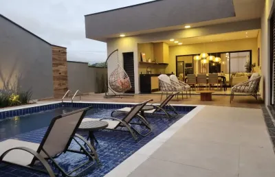 Maravilhosa casa decorada à venda no condomínio buona vita atibaia