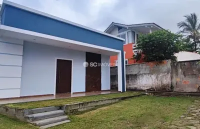 Casa com 3 quartos à venda no são joão do rio vermelho, florianópolis  por r$ 680.000