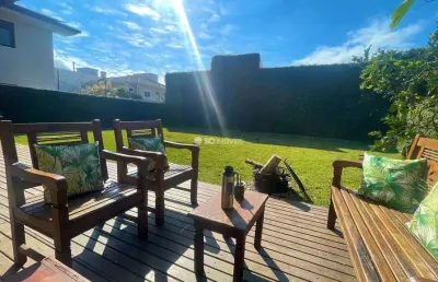 Casa com 3 quartos à venda em jurerê internacional, florianópolis  por r$ 4.300.000