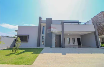 Casa de alto padrão em condomínio fechado na cidade de capela do alto interior de são paulo