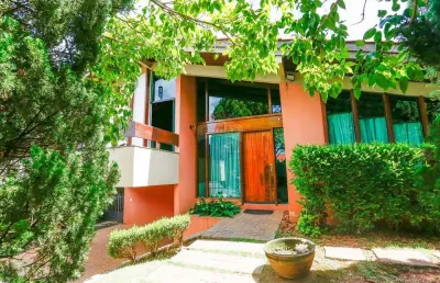 Casa à venda com  3 suítes e piscina no jardim bandeirantes em sorocaba