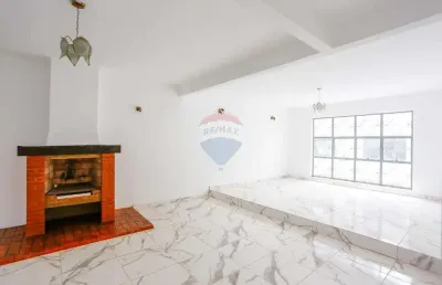 Casa com 4 quartos (1 suíte) e 350.m² de área construída à venda no jardim europa