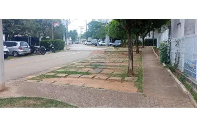Apartamento com 2 quartos para alugar na Rua Atanázio Soares, 3395, Jardim Maria Eugênia, Sorocaba
