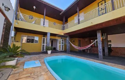 Casa 398m com 4 dorm., 3 suites,  área de lazer completa com piscina