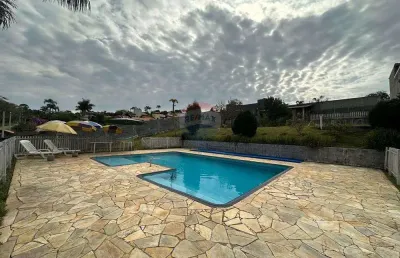 Terreno com piscina e edícula no condomínio recreio campo verde- ibiúna/sp