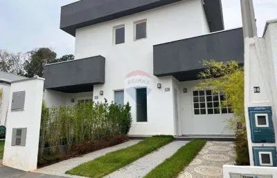 Sobrado locação com duas suites proximo ao centro de araçoiaba da serra