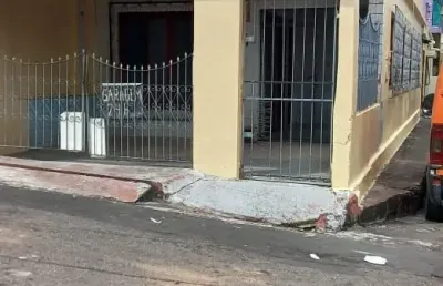 Casa  de 02 pisos no bairro são raimundo,aceita financiamento ,aceita  fgts