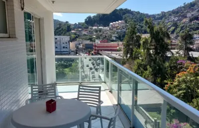 Oportunidade no centro da cidade, 3 suites e 2 vagas.
