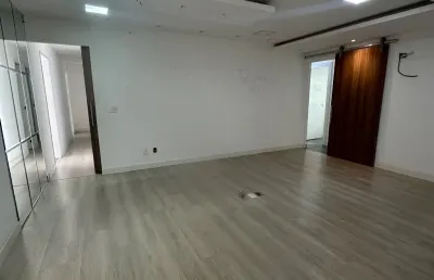 Casa comercial com 11 salas para alugar na Avenida Sete de Setembro, Icaraí, Niterói