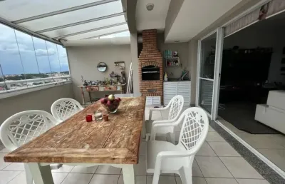 Cobertura com 183m², varanda gourmet e vista espetacular no nova petrópolis.