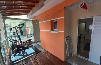 Sobrado seminovo com 3 dormitórios, suíte, 2 vagas no parque oratório em santo andré