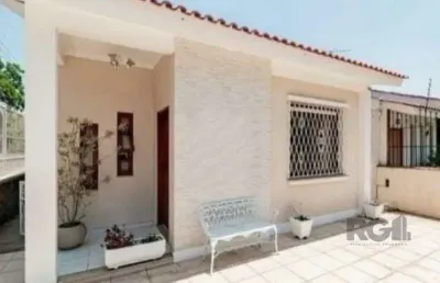 Casa 3 dormitórios à venda vila ipiranga porto alegre/rs