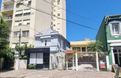 Terreno à venda na Rua Ramiro Barcelos, 1829, Rio Branco, Porto Alegre