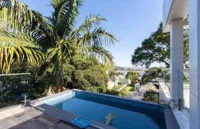 Casa 2 dormitórios à venda vila assunção porto alegre/rs