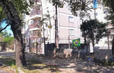 Terreno à venda na Rua Dário Totta, 556, Teresópolis, Porto Alegre