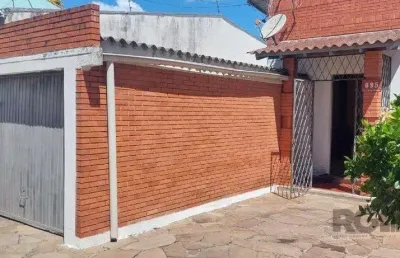 Casa com 2 quartos à venda na Rua Chico Pedro, 695, Camaquã, Porto Alegre