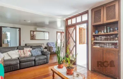Casa com 4 quartos à venda na Rua Pedro Boticário, 383, Glória, Porto Alegre