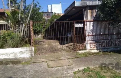 Terreno à venda na Rua Aldrovando Leão, 359, Vila Jardim, Porto Alegre