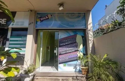 Sala comercial à venda na Rua Camaquã, 457, Camaquã, Porto Alegre