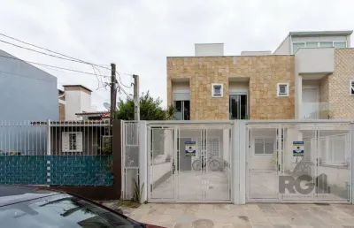 Casa com 2 quartos à venda na Rua Bertha Leonora Mückler, 36, Vila Nova, Porto Alegre