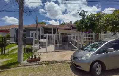 Casa com 2 quartos à venda na Rua Pedro Faria, 800, Hípica, Porto Alegre