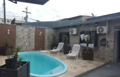 Casa no bairro restinga com piscina com 4 dormitórios