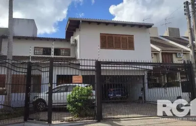 Casa com 3 dormitórios na rua, paulo madureira coelho, proximo ao novo cesto, mo