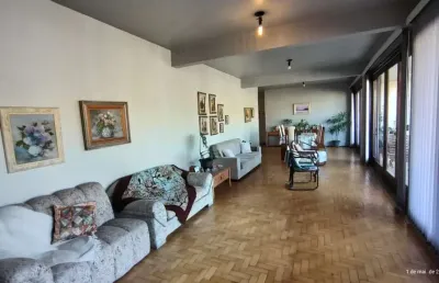Apartamento de 4 dormitórios, 2 suítes, sacada, living para 2 ambientes bem ampl