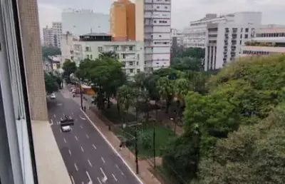 Apartamento com 3 quartos à venda na Rua Ramiro Barcelos, 1090, Rio Branco, Porto Alegre