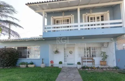 Casa para venda - 256.5m², 3 dormitórios, sendo 1 suites, 2 vagas - espirito san