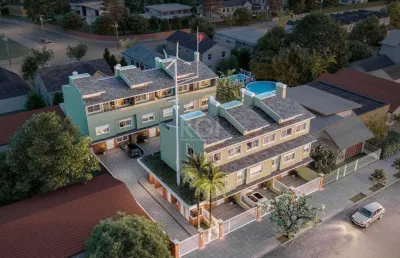 Casa condominio para venda - 200m², 3 dormitórios, sendo 3 suites, 2 vagas - tri