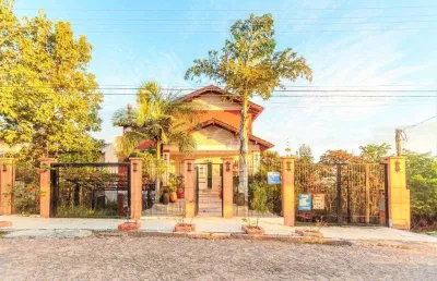 Casa com 3 quartos à venda na Rua Dona Lida Monteiro, 445, Teresópolis, Porto Alegre