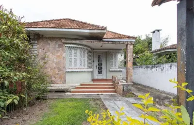 Casa com 5 quartos à venda na Rua Comendador Castro, 347, Ipanema, Porto Alegre