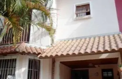 Casa condominio para venda - 162m², 3 dormitórios, sendo 1 suites, 2 vagas - gua