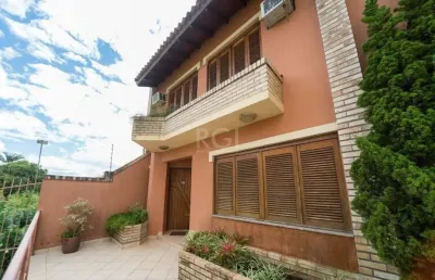 Casa condominio para venda - 240m², 3 dormitórios, sendo 1 suites, 3 vagas - tri