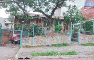 Casa para venda - 140m², 2 dormitórios, sendo 1 suites, 2 vagas - medianeira
