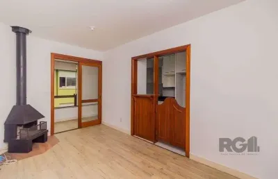 Apartamento 62m² - 2 dormitórios sendo 1 suíte e 1 vaga no bairro tristeza