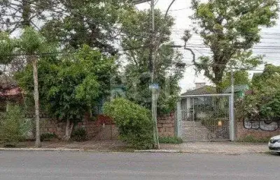 Casa para venda - 200.81m², 4 dormitórios, sendo 1 suites, 5 vagas - tristeza