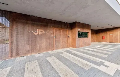 Apartamento tipo stúdio, um dormitório em frente à rendenção